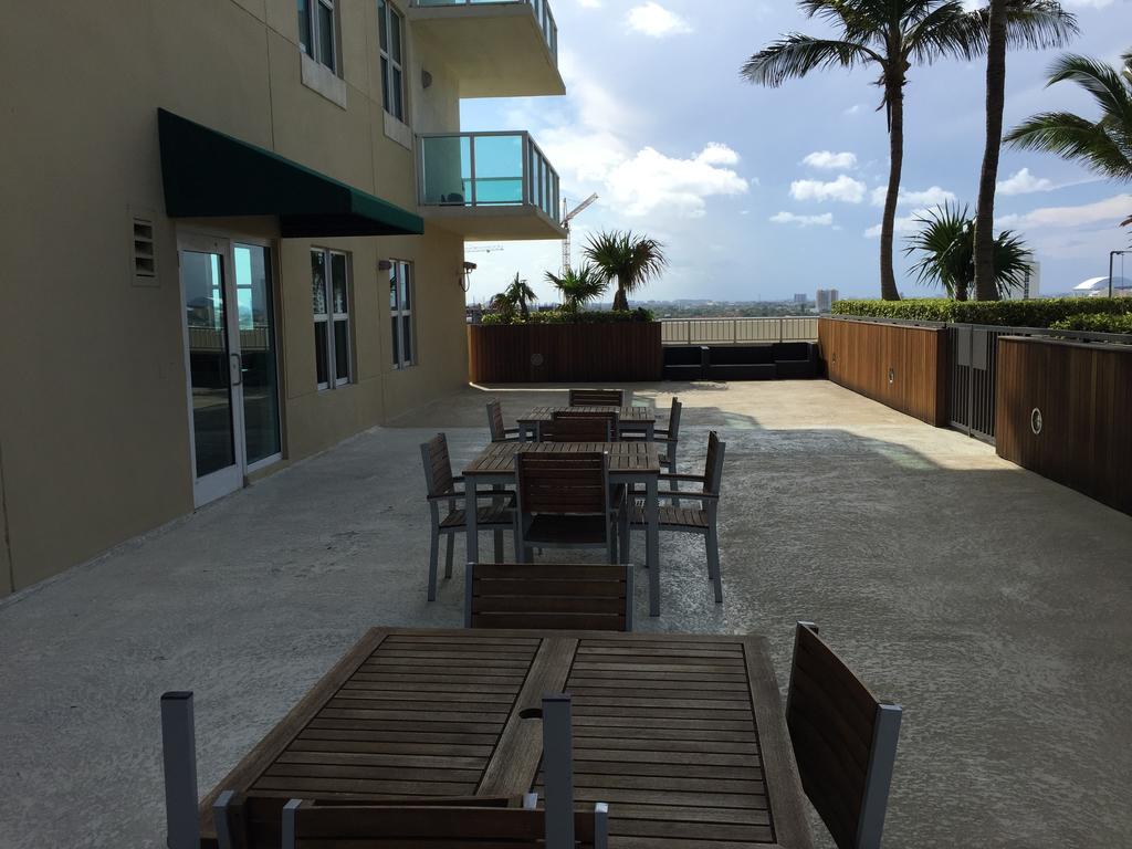 Lyx Suites At One Broadway In Brickell Miami Luaran gambar
