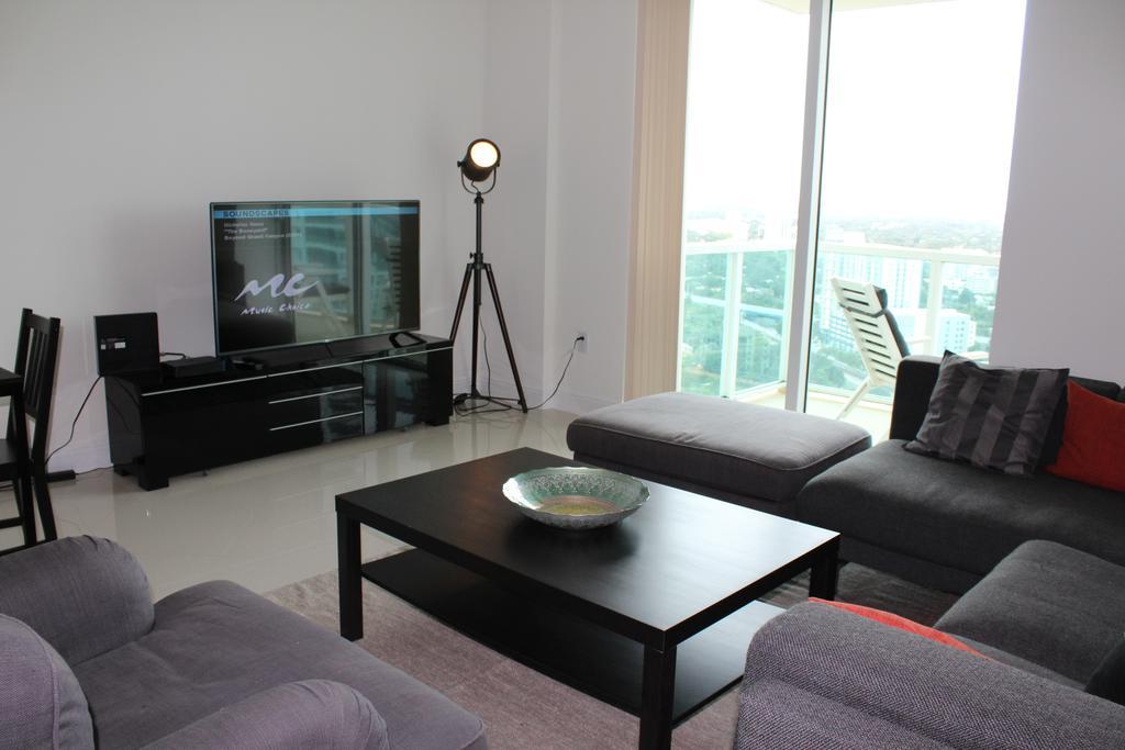 Lyx Suites At One Broadway In Brickell Miami Luaran gambar