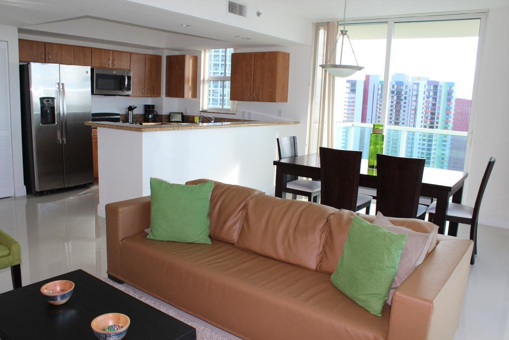 Lyx Suites At One Broadway In Brickell Miami Luaran gambar